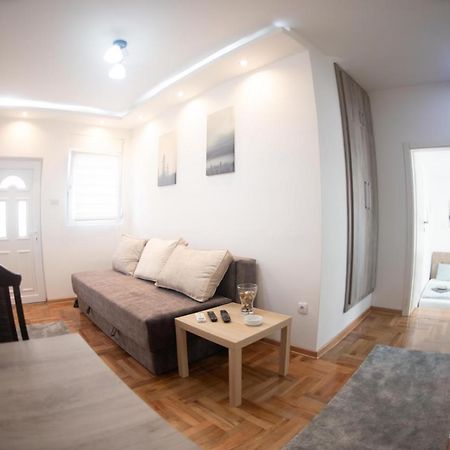 Apartman Tea 2 เบลเกรด ภายนอก รูปภาพ